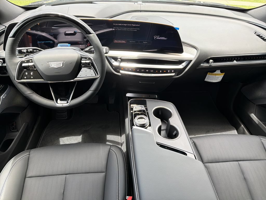 New 2026 Cadillac Lyriq Signature Sport AWD/4WD image 13
