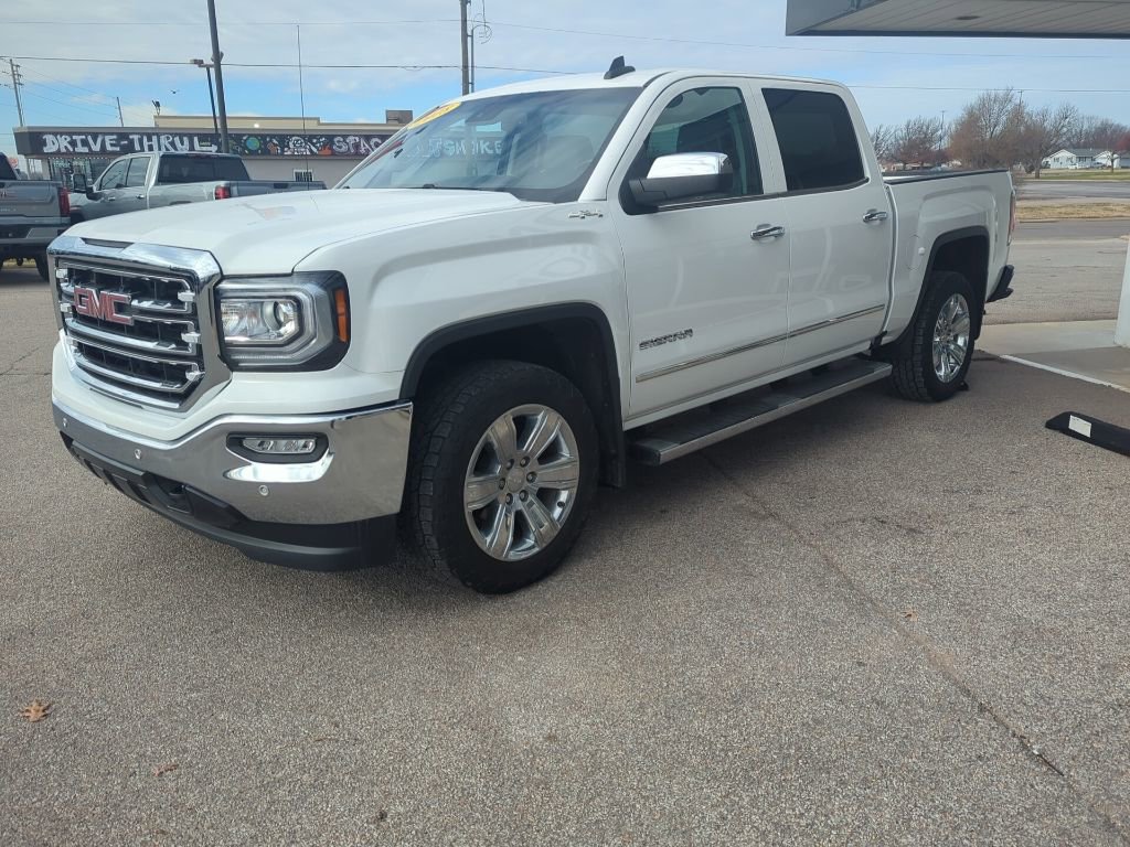 Used 2018 GMC Sierra 1500 SLT w/ SLT Premium Package image 3