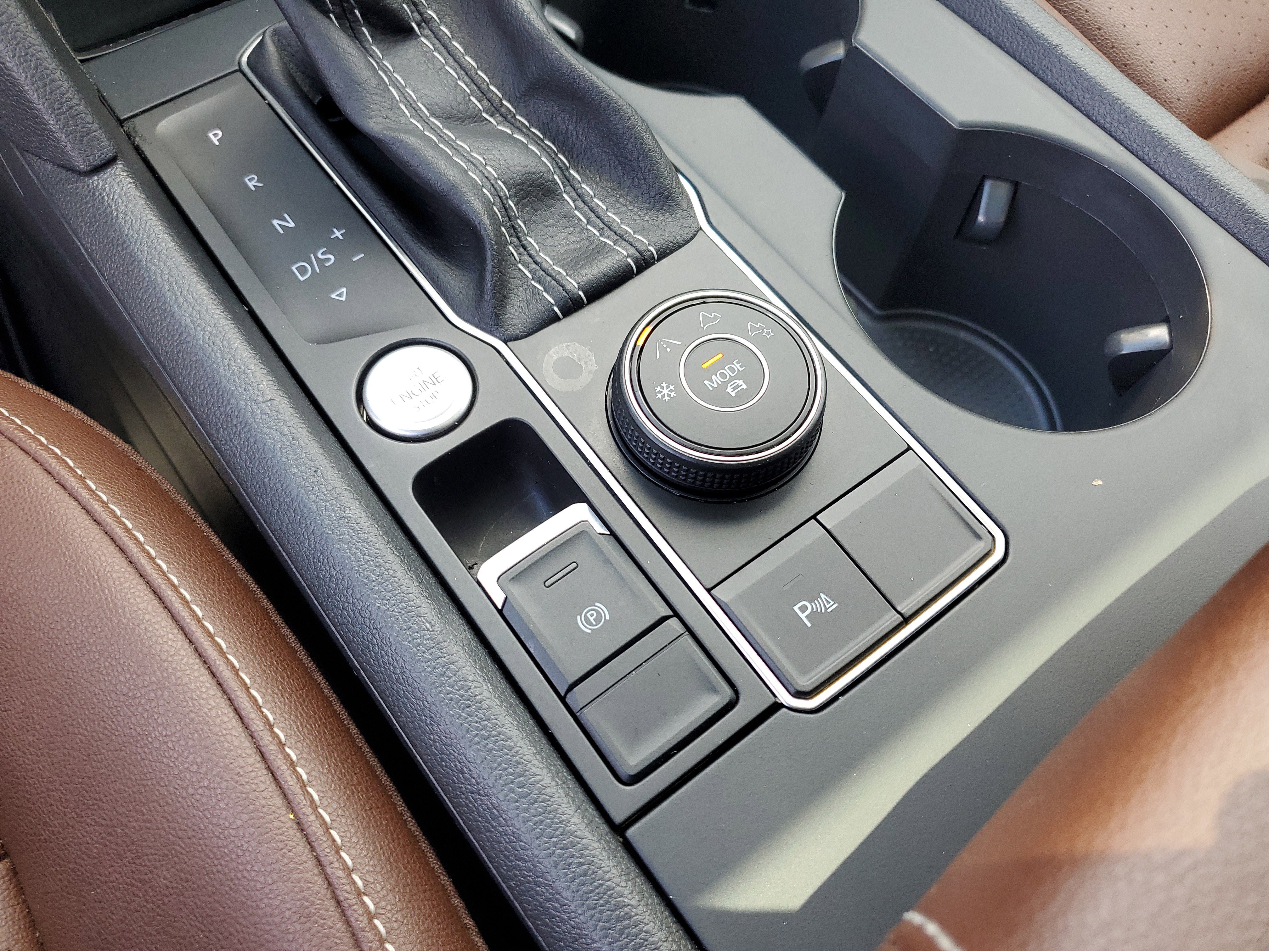 Used 2021 Volkswagen Atlas SE w/ Panoramic Sunroof Package image 23