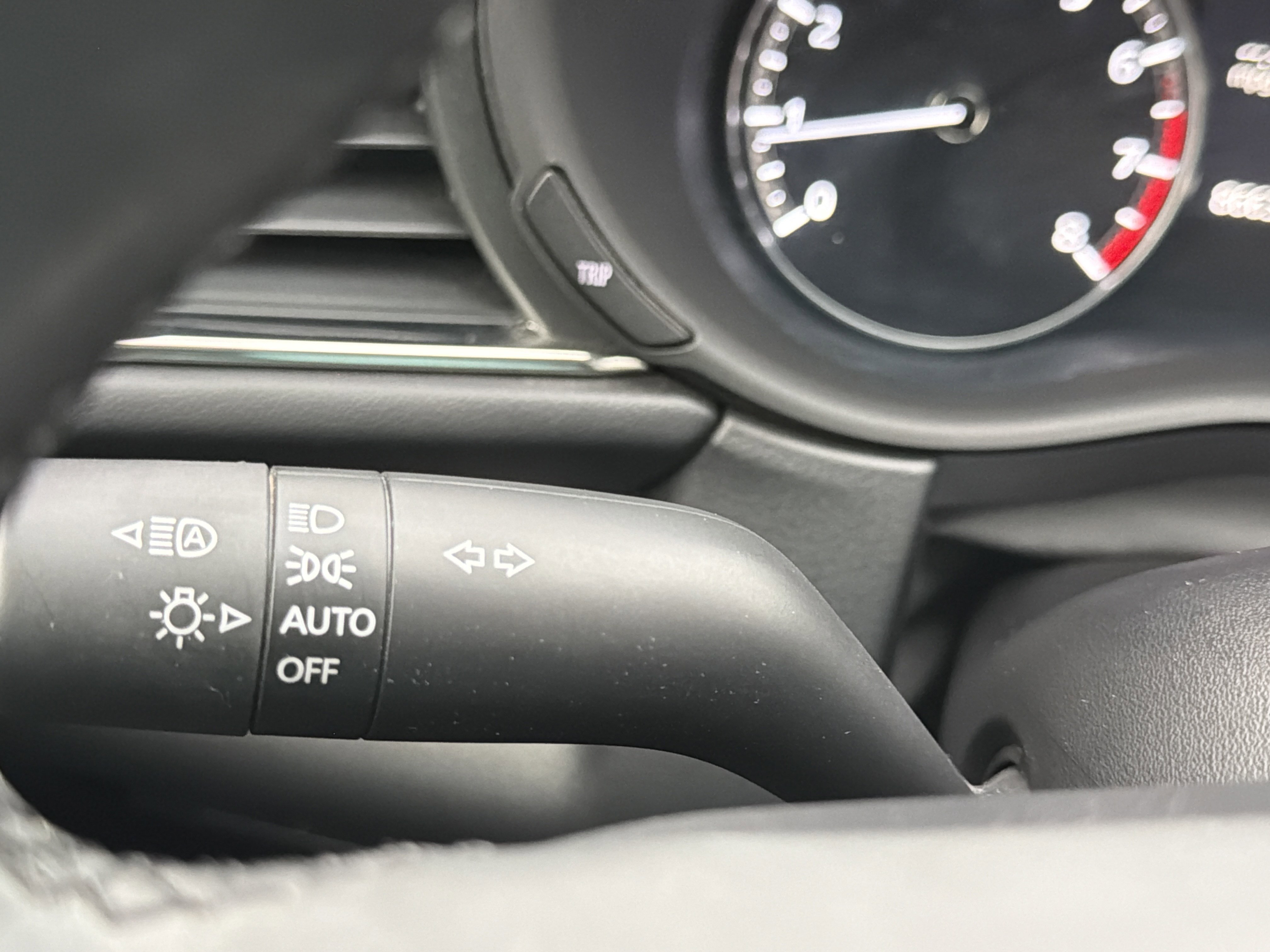 Certified 2023 MAZDA CX-30 AWD 2.5 S w/ Preferred Package image 24