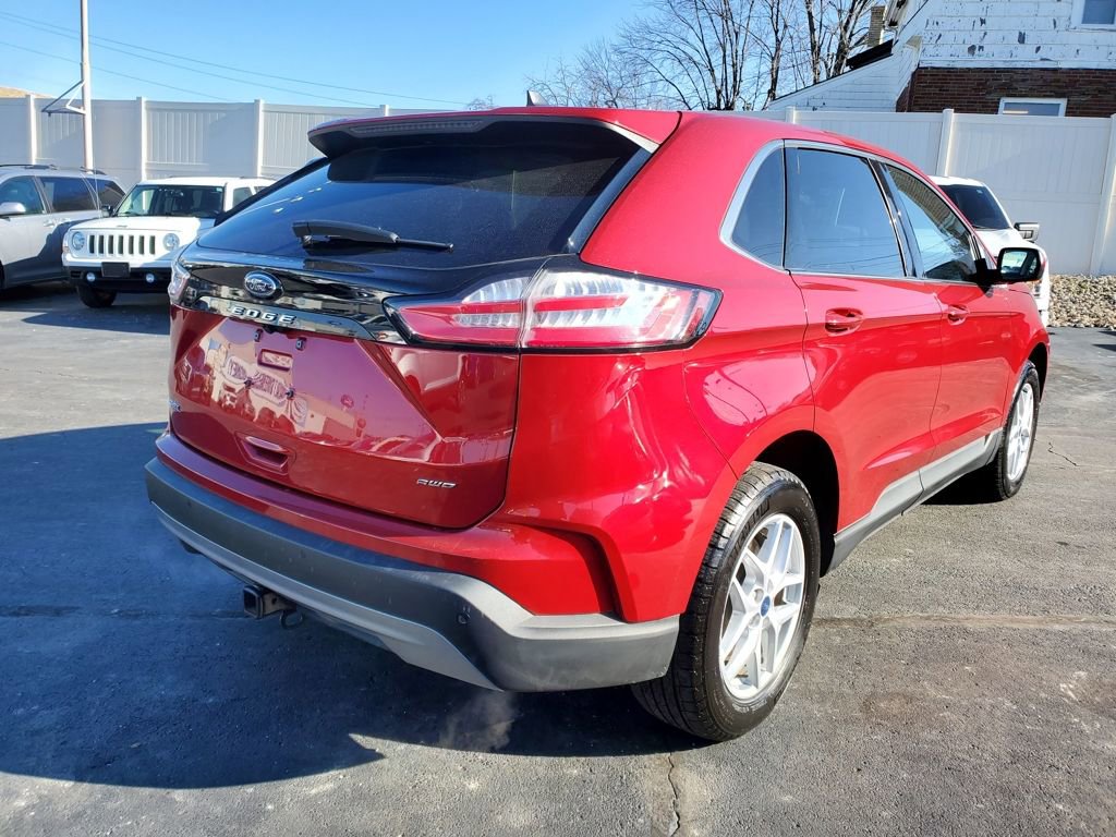 Used 2021 Ford Edge SEL w/ Convenience Package image 4