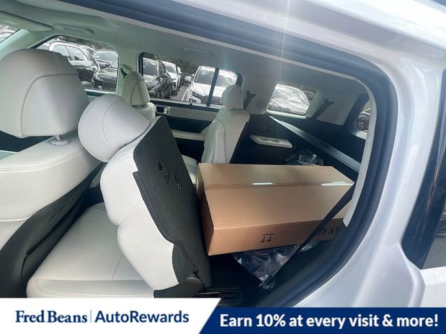 New 2025 Hyundai Santa Fe Calligraphy image 15