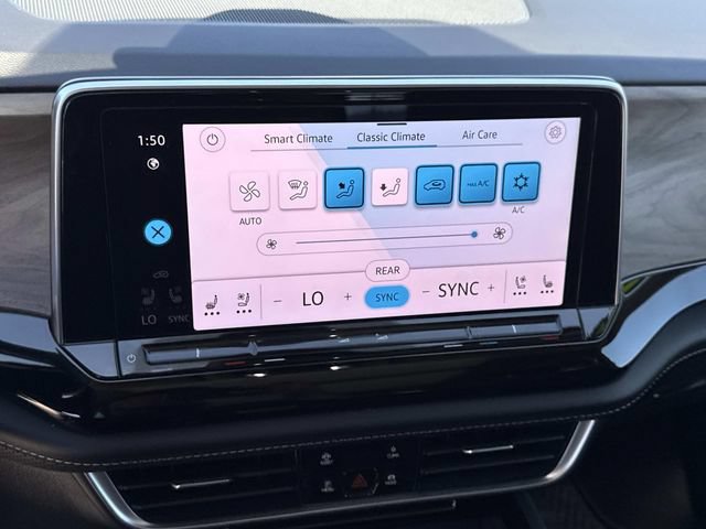 Certified 2024 Volkswagen Atlas SE w/ Panoramic Sunroof Package FWD image 14