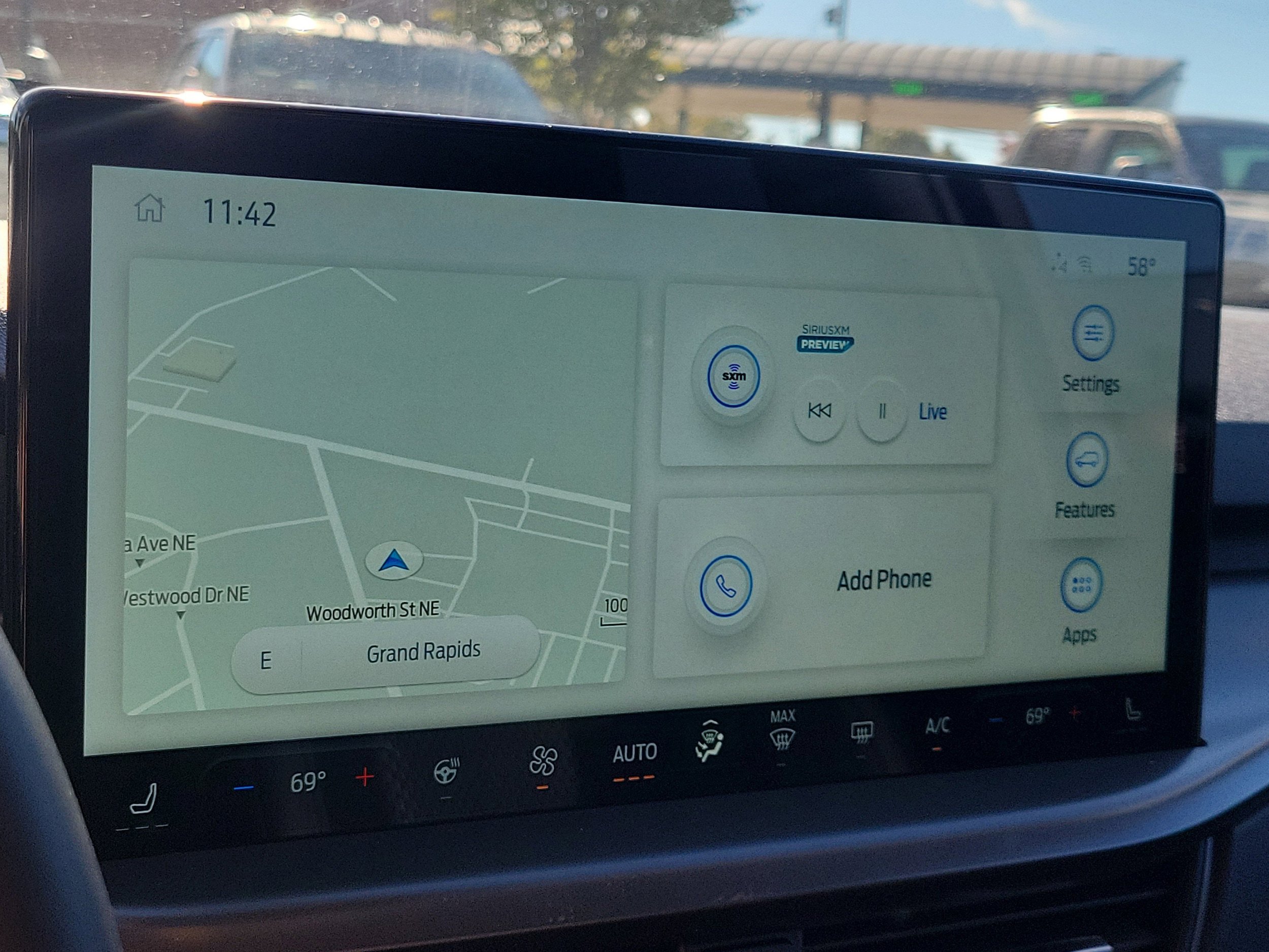 New 2026 Ford Escape SE FWD image 33