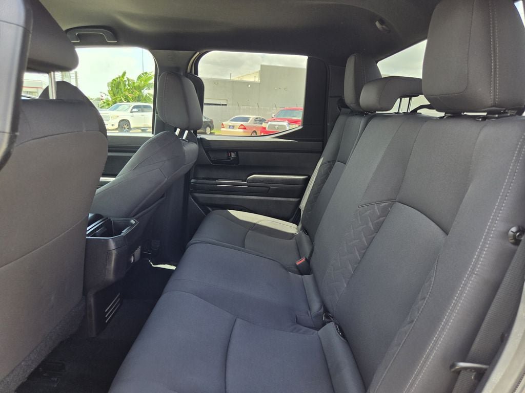 Used 2025 Toyota Tacoma SR5 AWD/4WD image 27