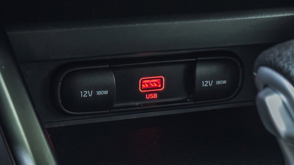 Used 2021 Kia Soul LX image 29