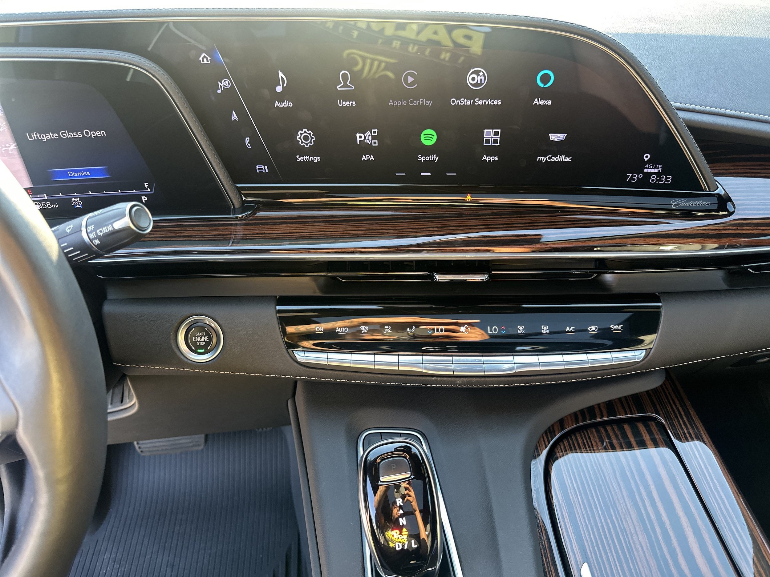 Used 2023 Cadillac Escalade Premium Luxury AWD/4WD image 30