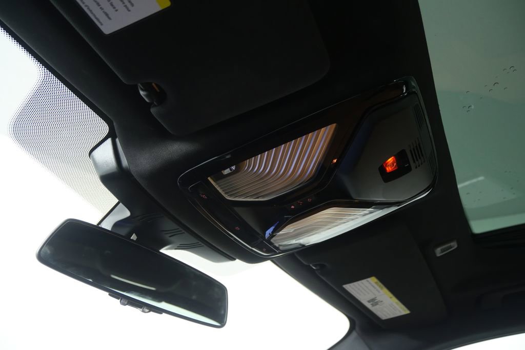 Certified 2023 BMW 530i w/ Premium Package image 20