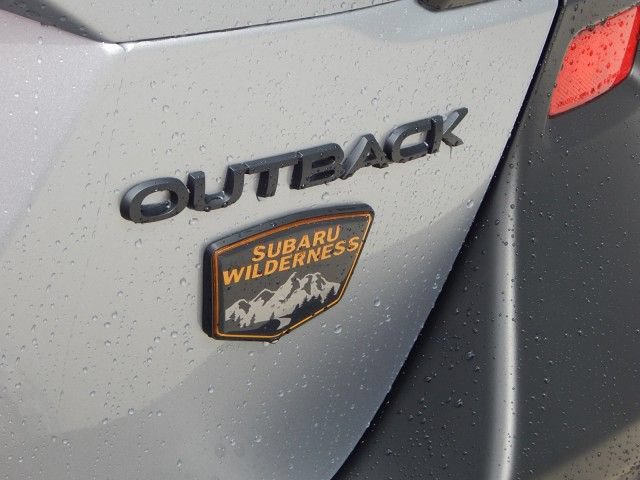 Used 2025 Subaru Outback Wilderness AWD/4WD image 6