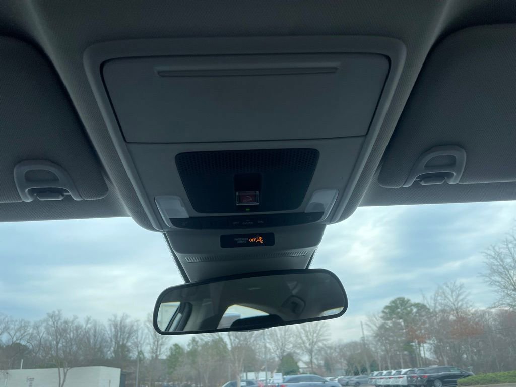 Certified 2025 Honda Accord LX image 16