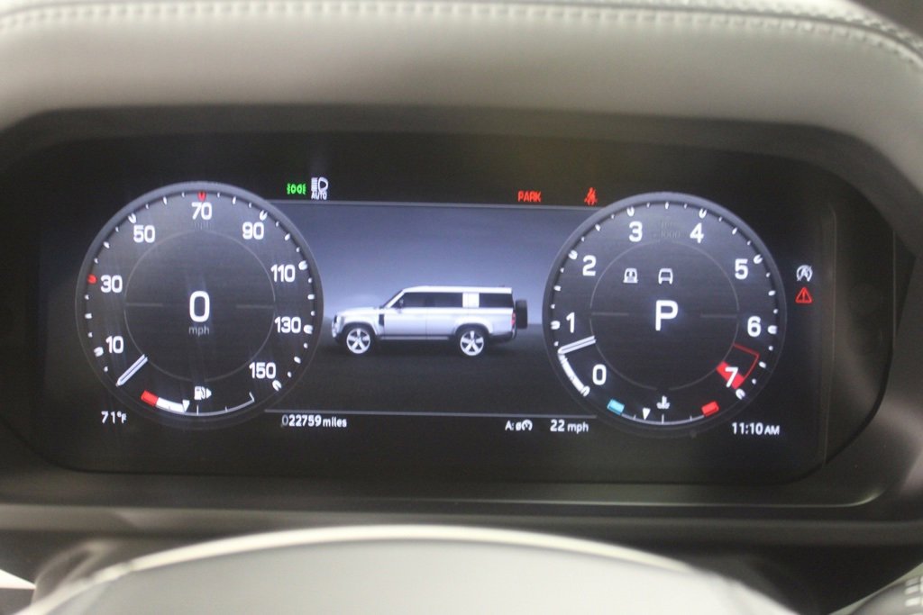 Used 2023 Land Rover Defender 130 SE image 23