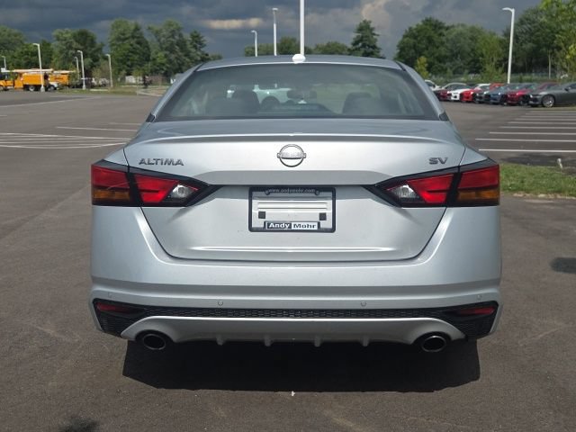 Used 2023 Nissan Altima 2.5 SV w/ SV Premium Package FWD image 8