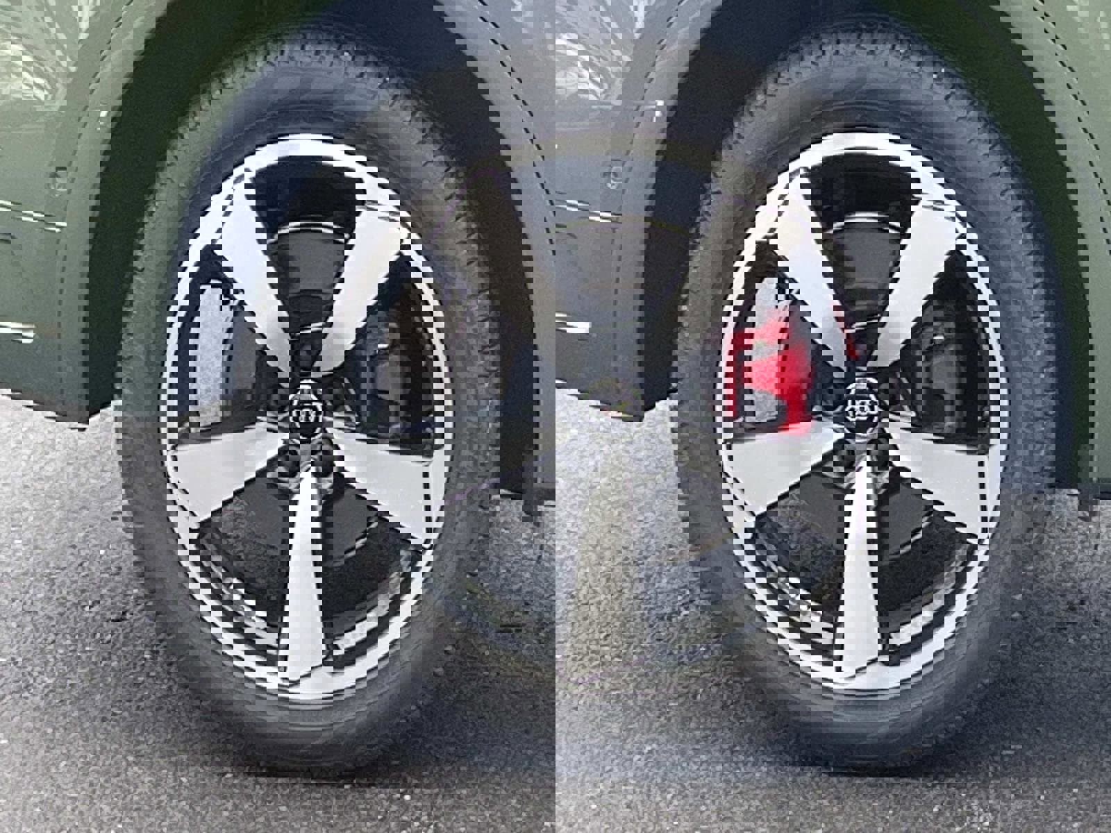 Certified 2024 Audi Q5 2.0T Prestige w/ Prestige Package image 9