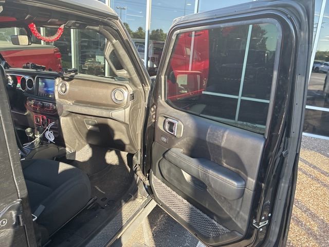 Used 2020 Jeep Gladiator Overland AWD/4WD image 13