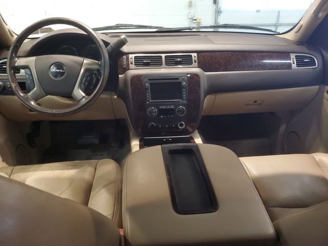 Used 2010 GMC Yukon XL Denali image 13