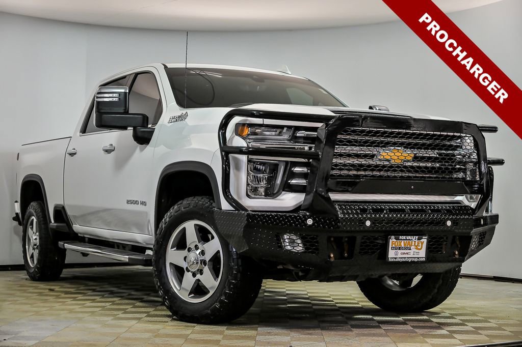 Used 2022 Chevrolet Silverado 2500 High Country w/ Technology Package AWD/4WD image 1