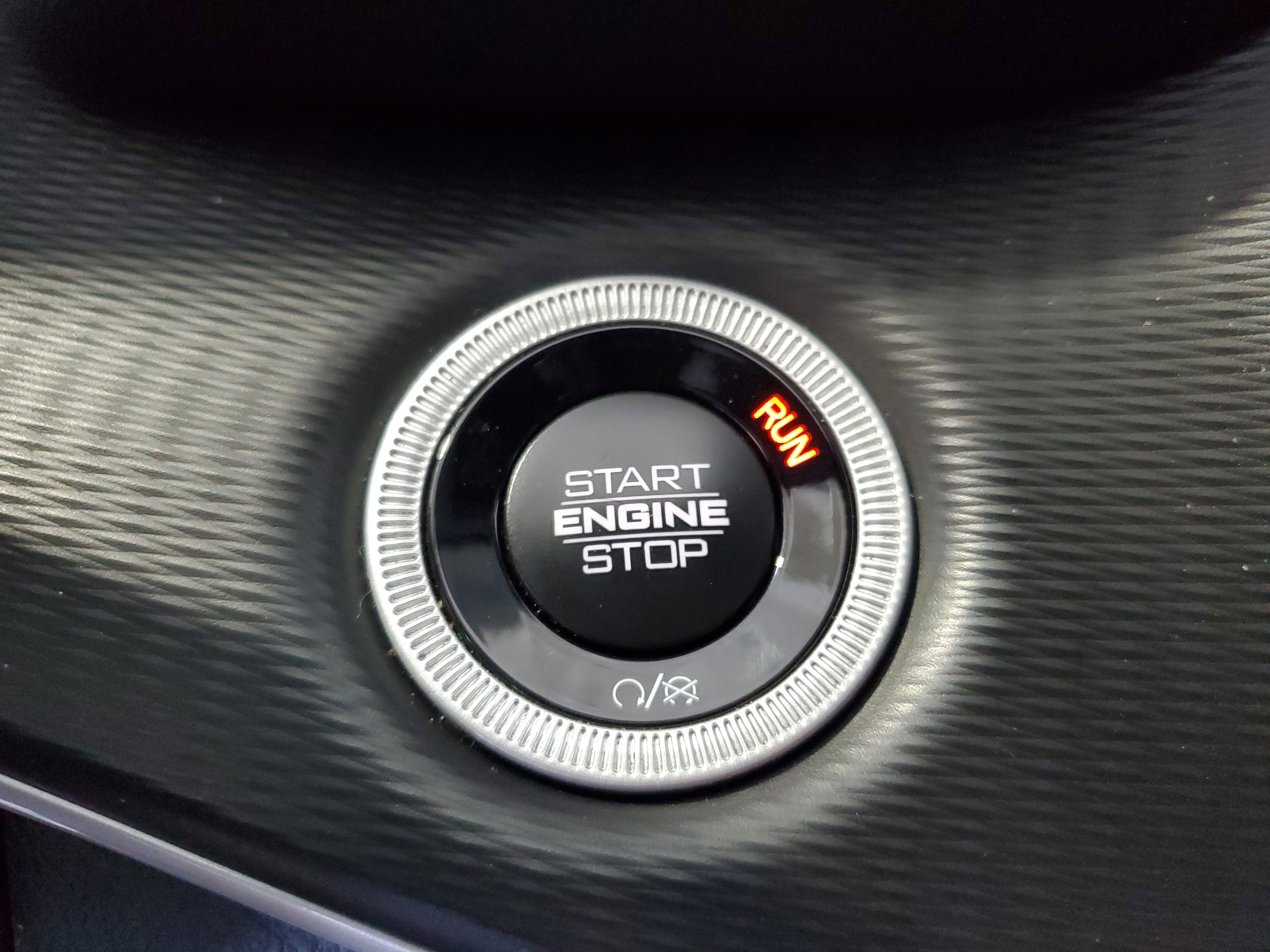 Certified 2024 Jeep Grand Cherokee Laredo AWD/4WD image 30