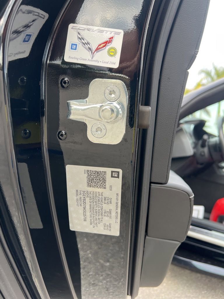 Used 2019 Chevrolet Corvette Stingray Coupe w/ 1LT image 42