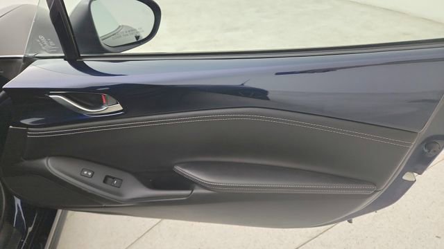 Used 2025 MAZDA MX-5 Miata RF Grand Touring image 19