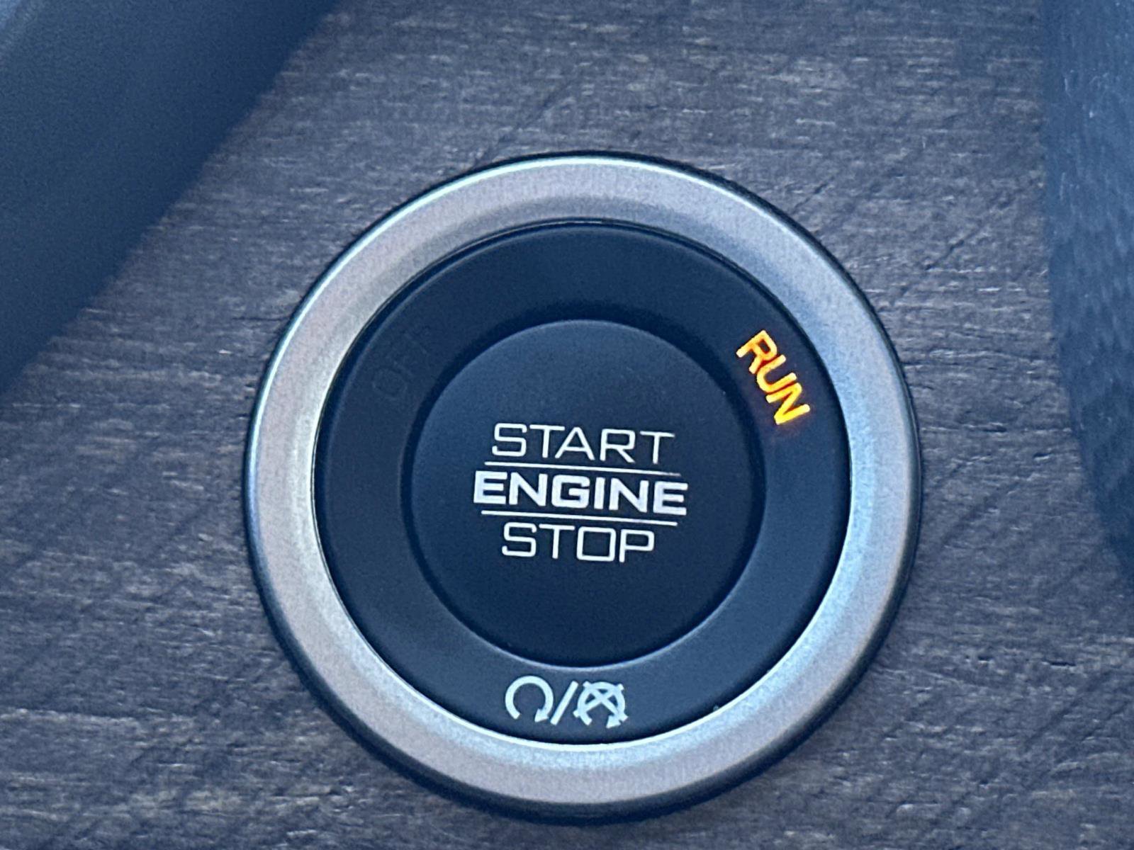 Used 2025 RAM 3500 Longhorn image 16