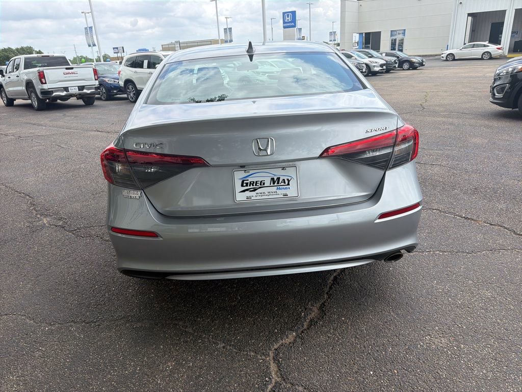 Used 2024 Honda Civic Sport image 4