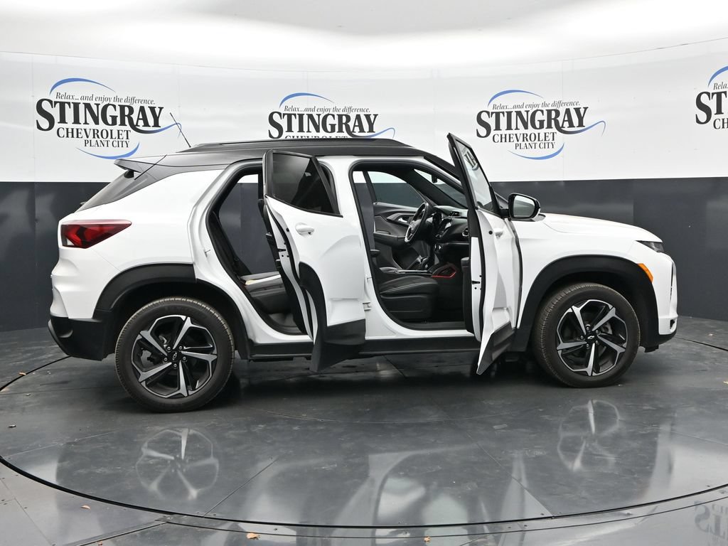 Used 2023 Chevrolet TrailBlazer RS w/ Convenience Package AWD/4WD image 36