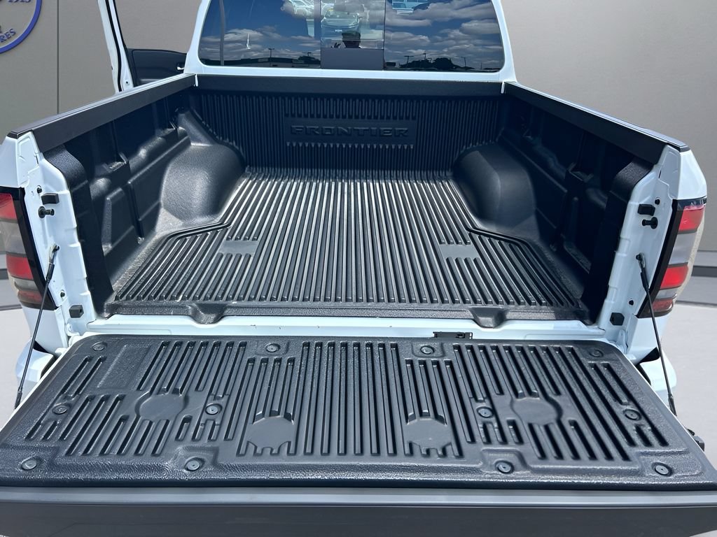 New 2026 Nissan Frontier SV w/ All-Weather Content Package AWD/4WD image 19