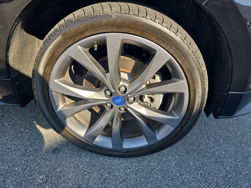 Used 2018 Ford Edge Sport w/ Equipment Group 401A AWD/4WD image 33