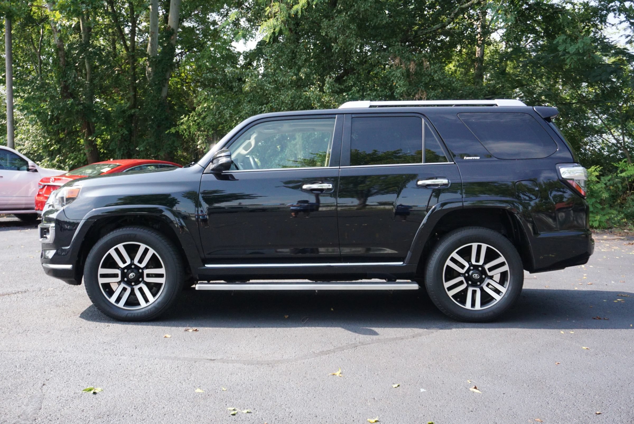 Used 2016 Toyota 4Runner Limited AWD/4WD image 8