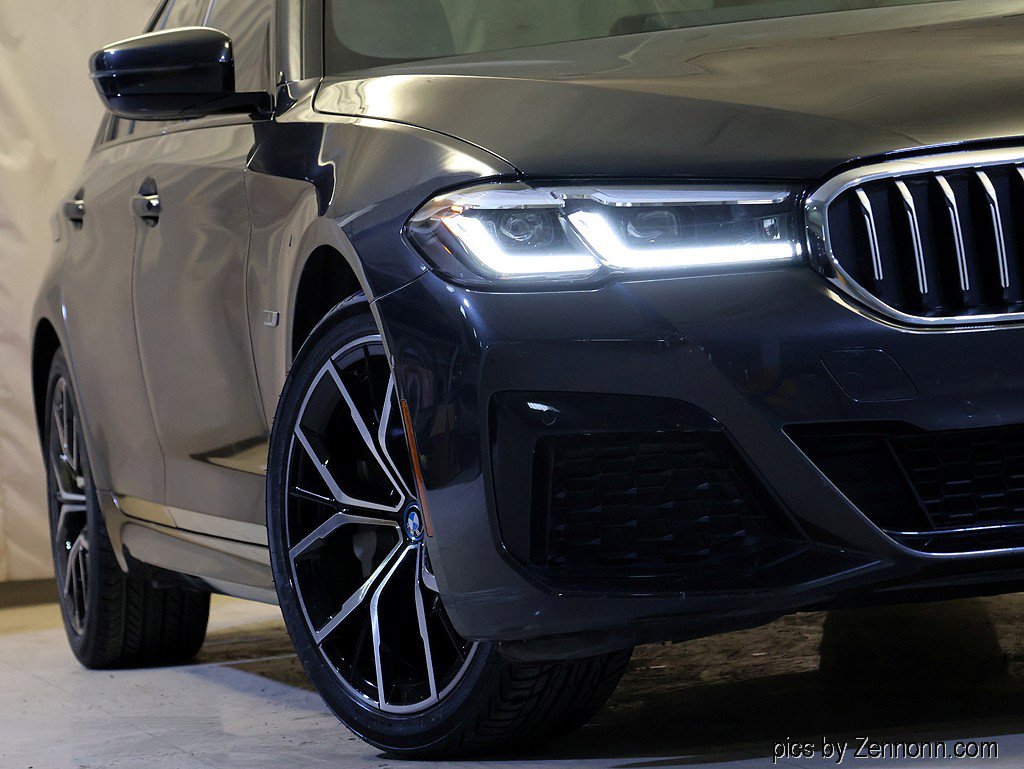 Certified 2023 BMW 530e 530e w/ M Sport Package image 4
