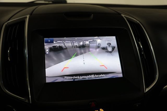 Used 2019 Ford Edge Titanium w/ Equipment Group 301A AWD/4WD image 25