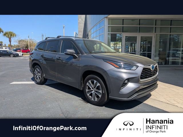 Used 2023 Toyota Highlander XLE