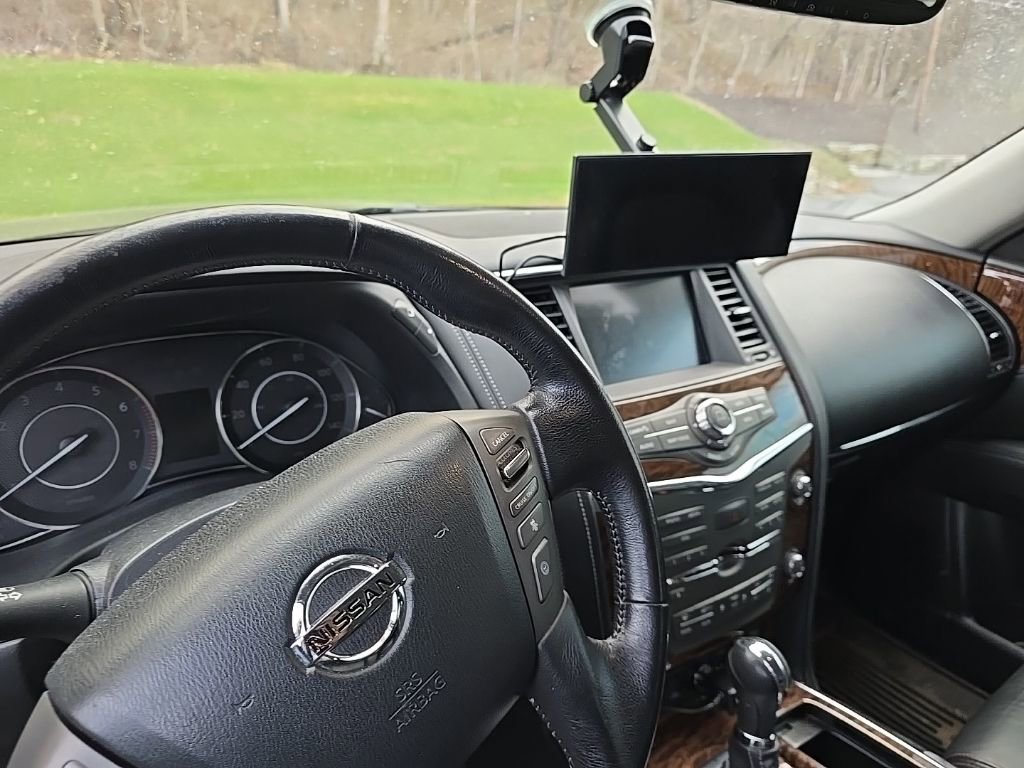 Used 2019 Nissan Armada SL w/ Premium Package image 9