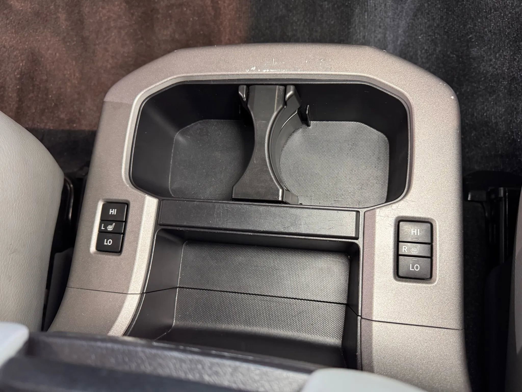 Used 2014 Toyota Sequoia Platinum image 18