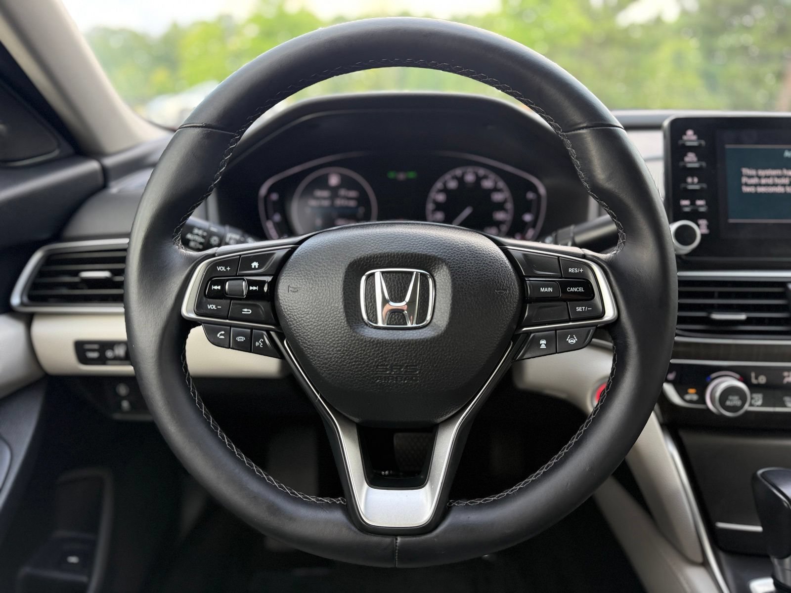 Used 2018 Honda Accord EX-L image 25