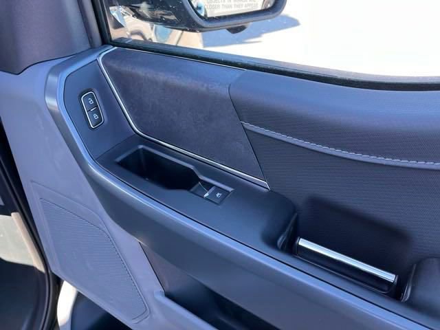 New 2024 Ford F150 XLT w/ Equipment Group 302A MID image 39