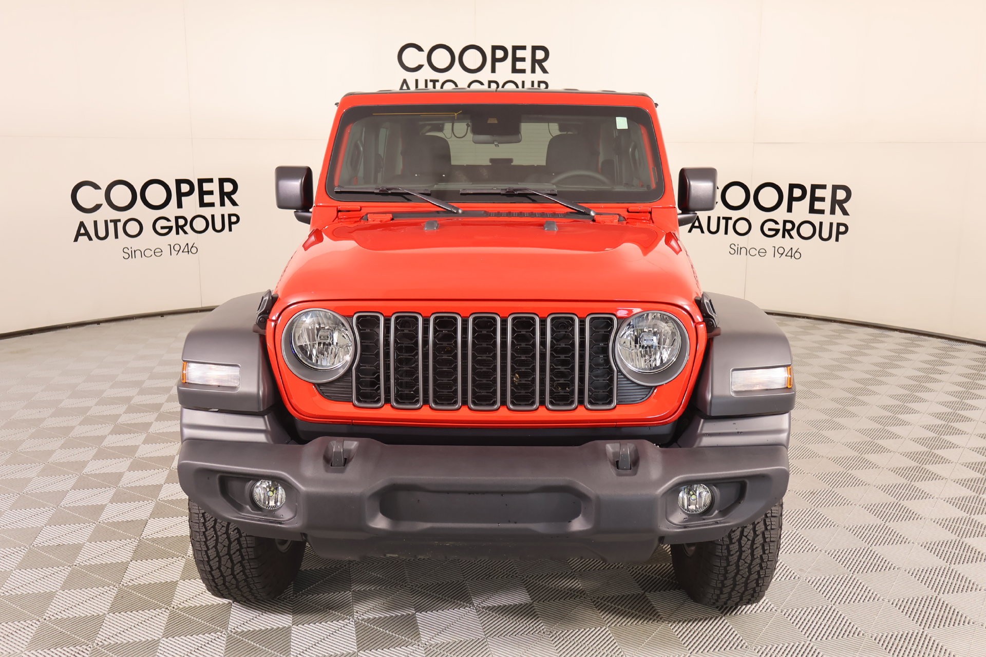Used 2025 Jeep Wrangler Sport AWD/4WD image 9