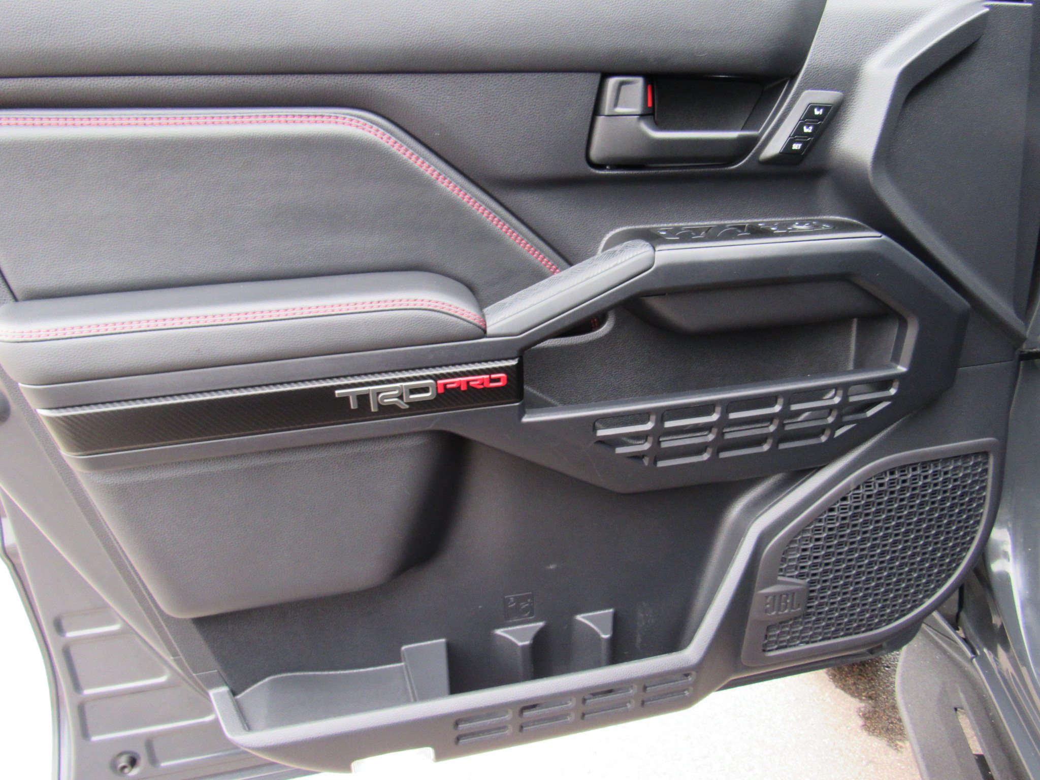 Used 2025 Toyota 4Runner TRD Pro AWD/4WD image 11