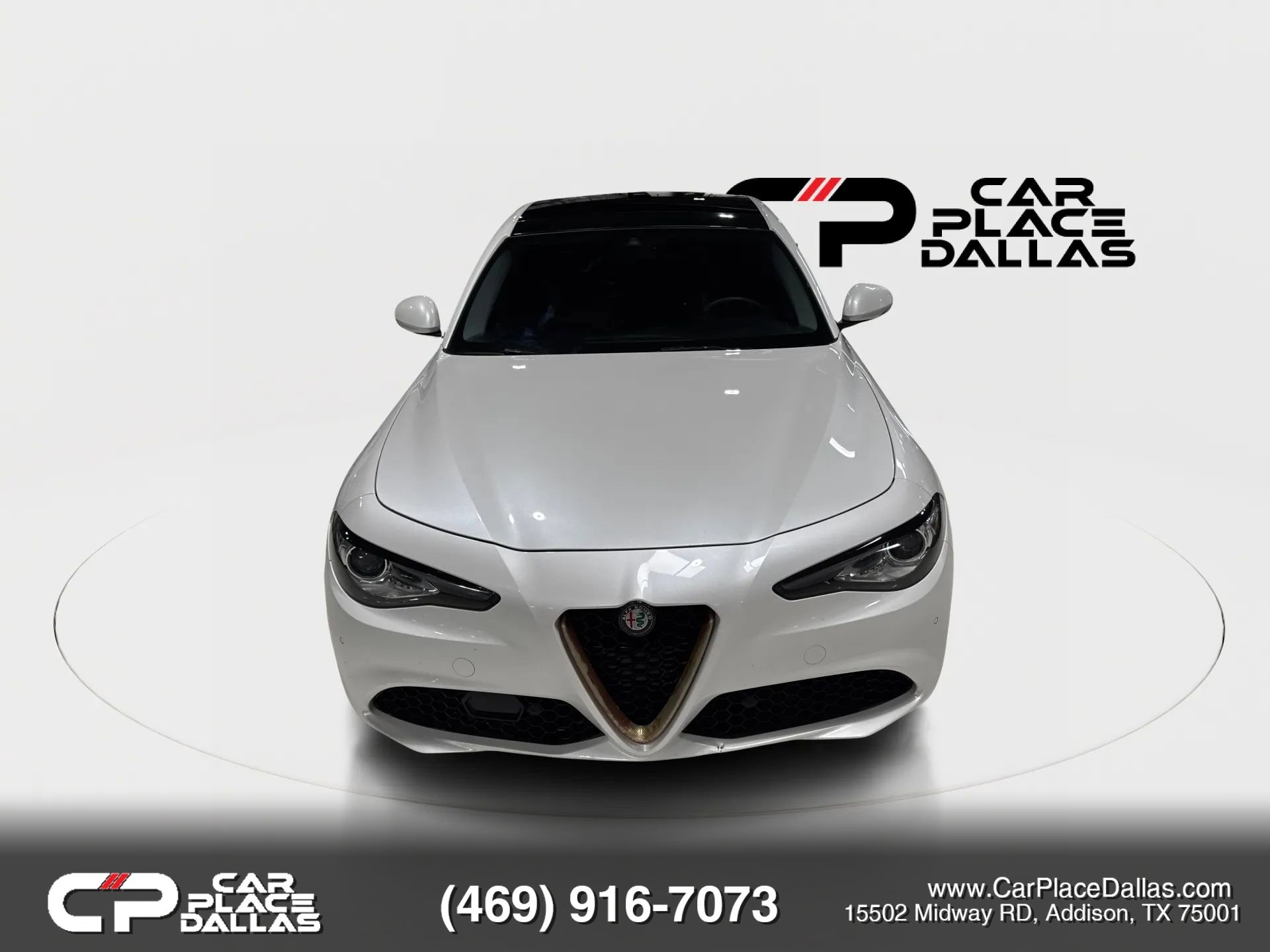 Used 2018 Alfa Romeo Giulia Ti RWD image 3