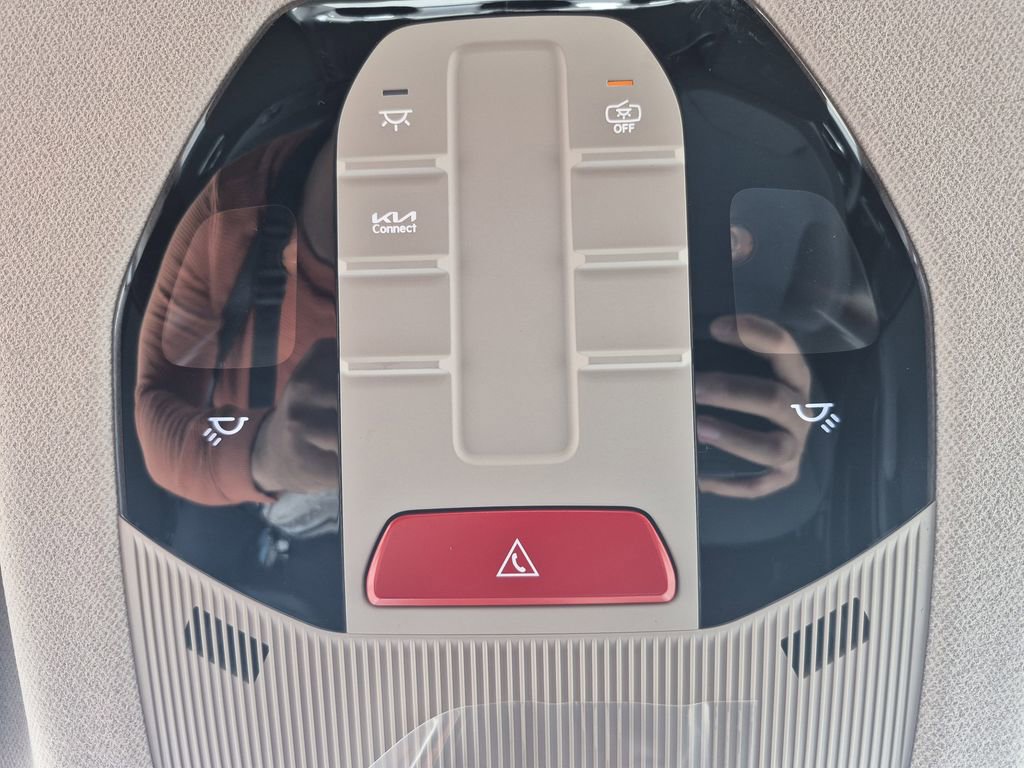 New 2026 Kia K4 LXS image 24