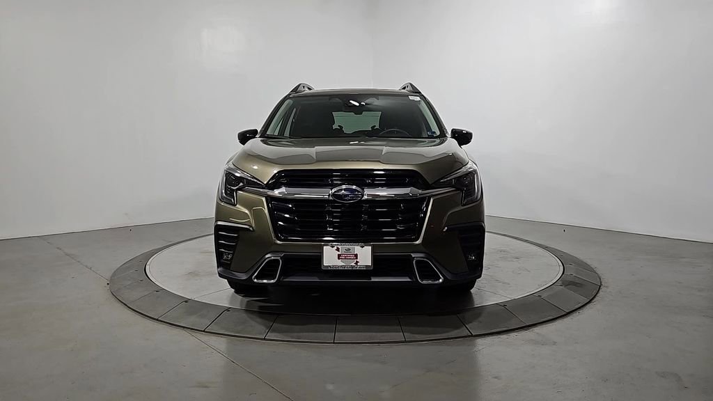 Certified 2025 Subaru Ascent Touring AWD/4WD image 9