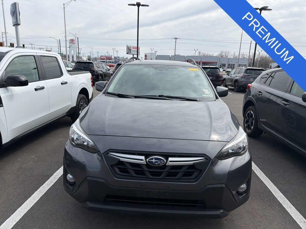 Used 2021 Subaru Crosstrek 2.0i Premium image 4