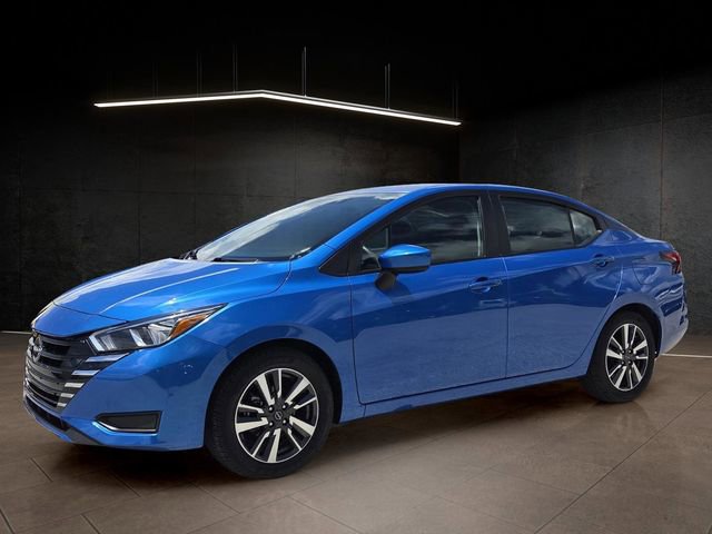 Used 2024 Nissan Versa SV FWD image 3