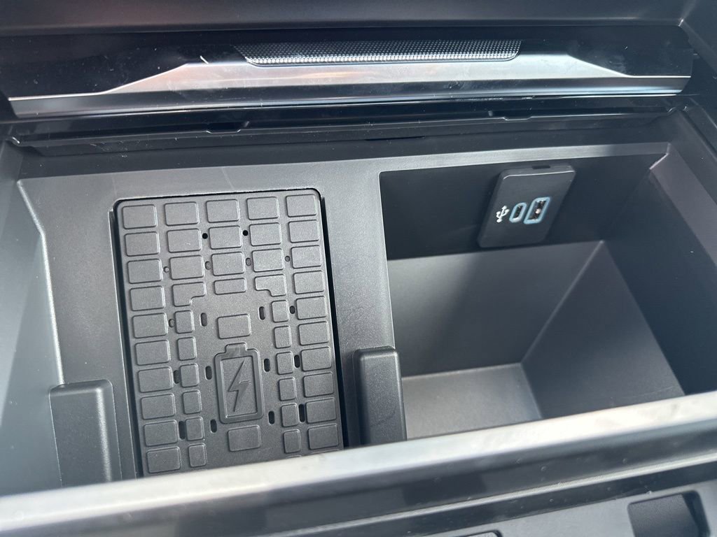 New 2026 Ford F250 Platinum image 37