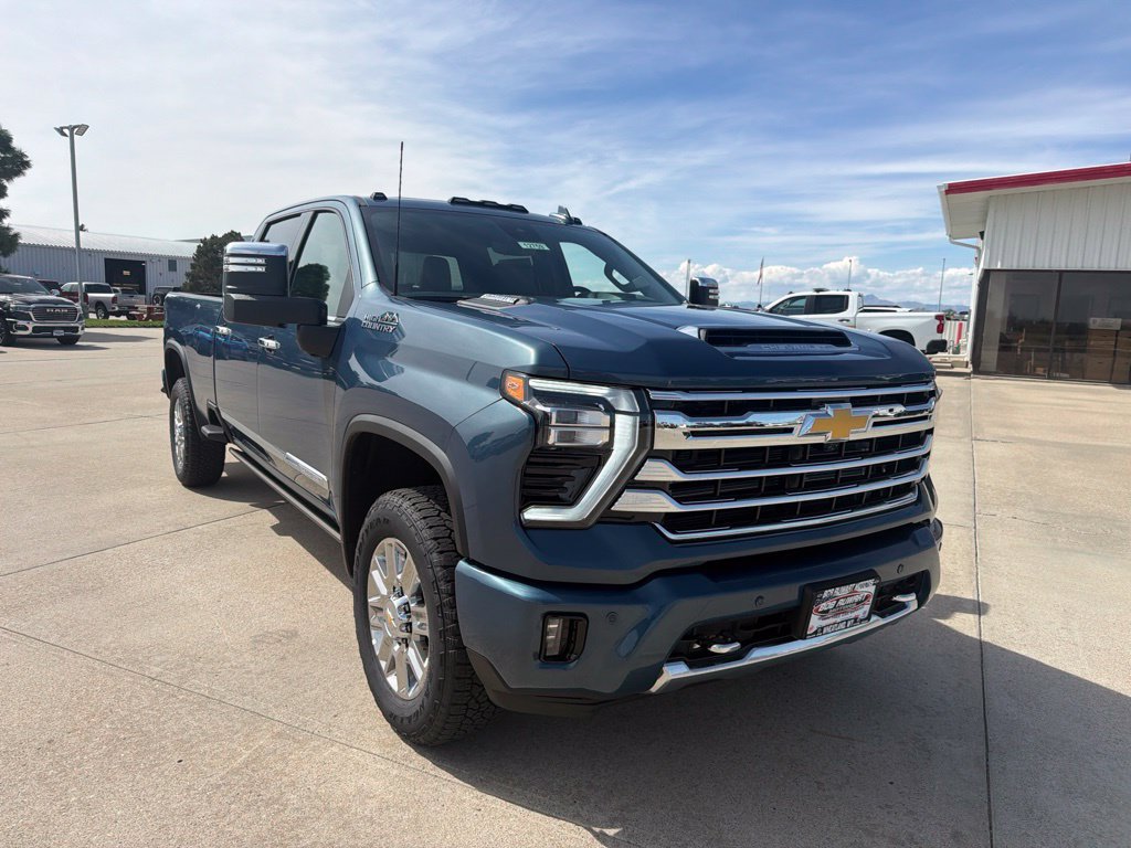 New 2026 Chevrolet Silverado 3500 High Country w/ Technology Package AWD/4WD image 7