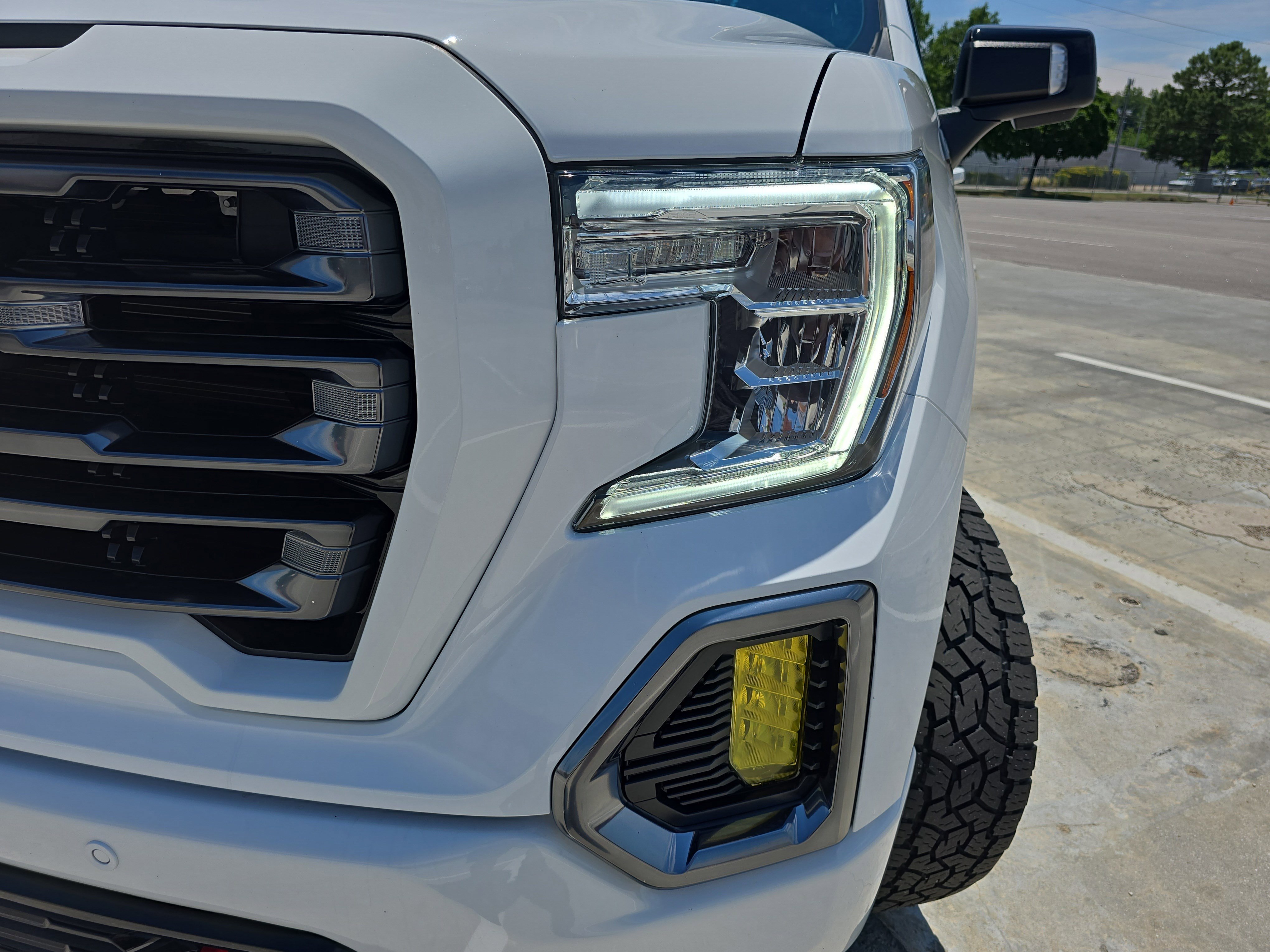 Used 2021 GMC Sierra 1500 AT4 w/ Technology Package AWD/4WD image 32