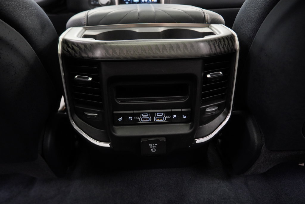 Certified 2025 RAM 1500 Tungsten w/ Towing Technology Group AWD/4WD image 27