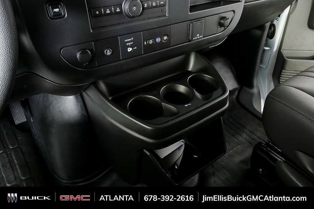 New 2025 GMC Savana 2500 w/ Driver Convenience Package RWD image 15
