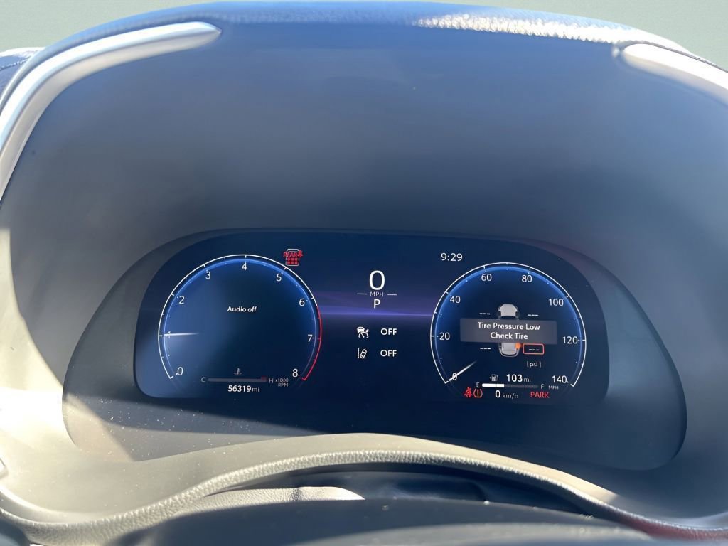 Used 2023 Toyota Highlander Limited image 22