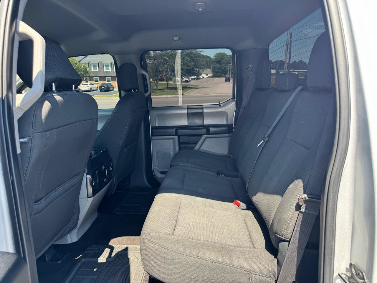 Used 2019 Ford F150 XL w/ Equipment Group 101A Mid AWD/4WD image 17
